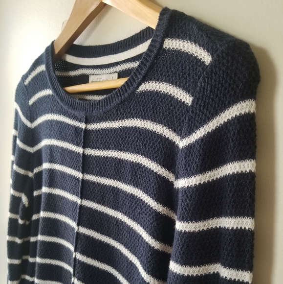 Abercrombie & Fitch Navy Striped Knit Sweater - Picture 4 of 11